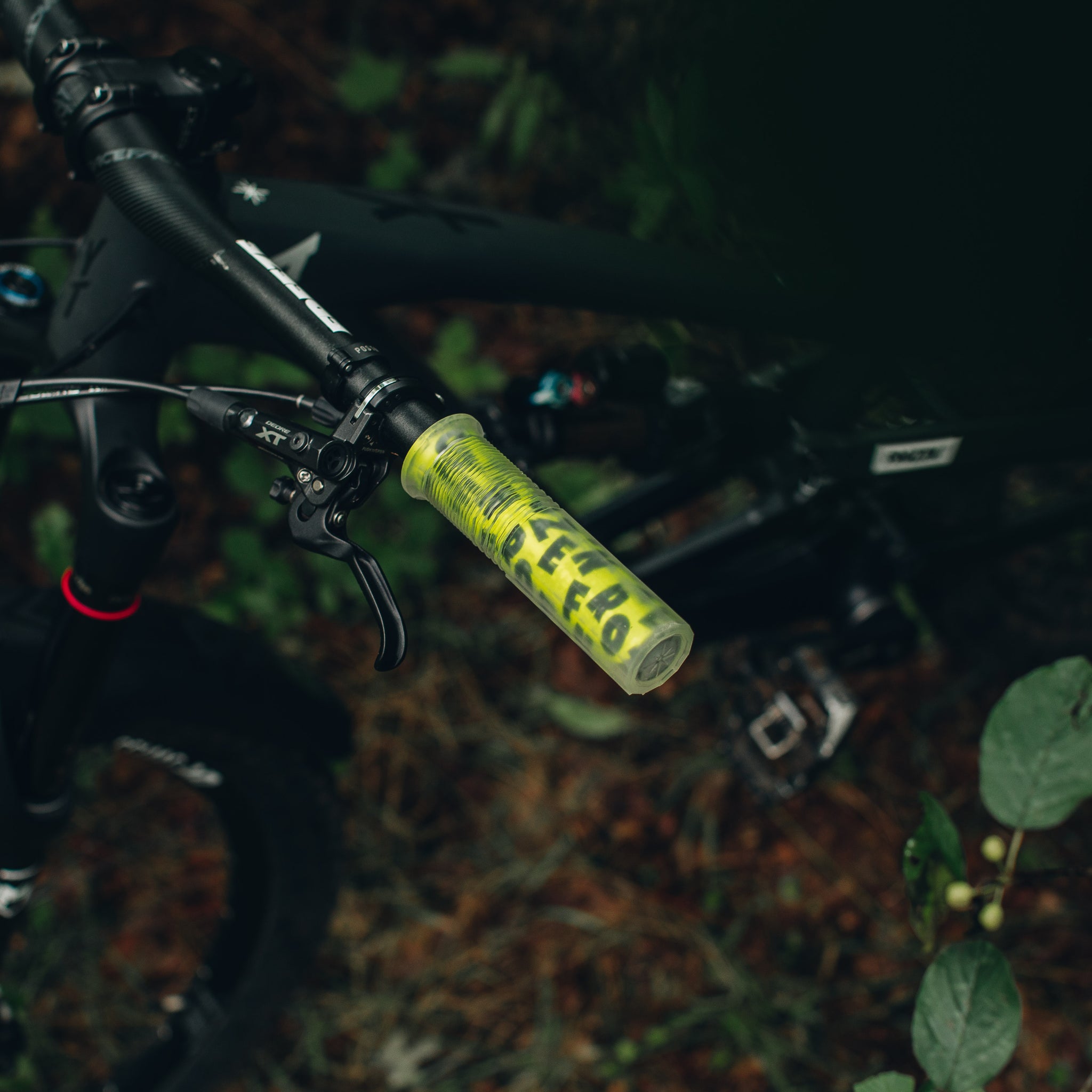 Neon yellow mtb grips on sale